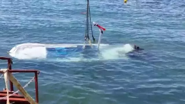 Dikili'de hasar tespit ve kurtarma çalışması sürüyor Dikili'de hasar tespit ve kurtarma çalışması sürüyor