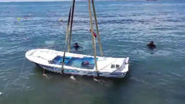 Dikili'de hasar tespit ve kurtarma çalışması sürüyor