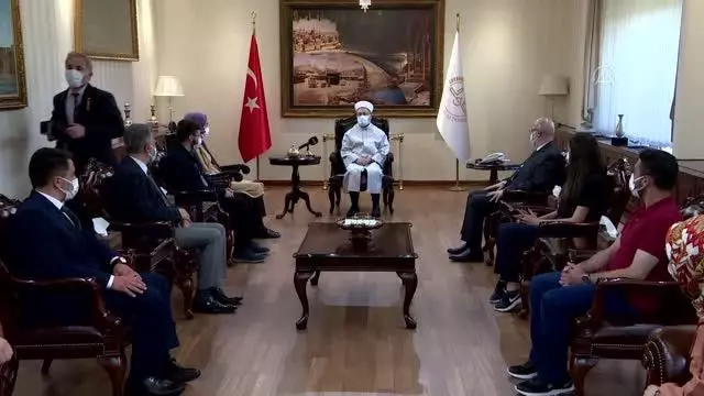 Diyanet İşleri Başkanı Erbaş: 'Filistin davasını hiçbir zaman ihmal etmeden geleceğe taşıyınız' Diyanet İşleri Başkanı Erbaş: 'Filistin davasını hiçbir zaman ihmal etmeden geleceğe taşıyınız'