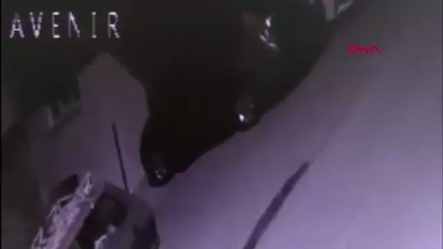 Son dakika... ESKİŞEHİR OTOMOBİLLERİ KUNDAKLAYAN ŞÜPHELİ 300 SAATLİK KAMERA İNCELEMESİYLE YAKALANDI Son dakika... ESKİŞEHİR OTOMOBİLLERİ KUNDAKLAYAN ŞÜPHELİ 300 SAATLİK KAMERA İNCELEMESİYLE YAKALANDI
