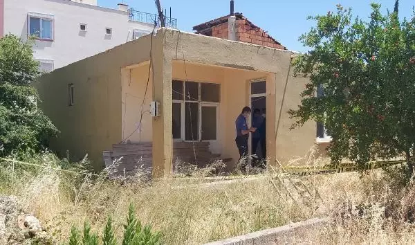 İşçileri için kiralamak istediği evde erkek cesediyle karşılaştı İşçileri için kiralamak istediği evde erkek cesediyle karşılaştı