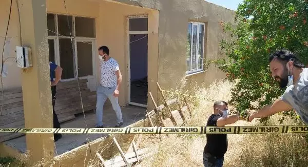 İşçileri için kiralamak istediği evde erkek cesediyle karşılaştı İşçileri için kiralamak istediği evde erkek cesediyle karşılaştı