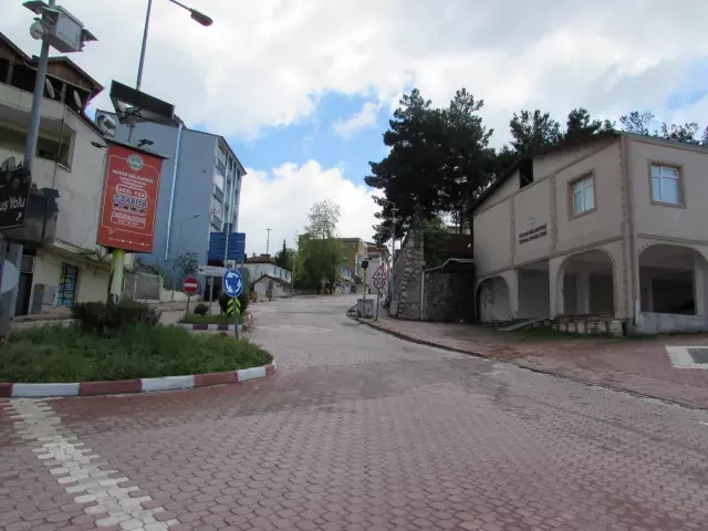 Kavak'ta sessizlik hakim Kavak'ta sessizlik hakim