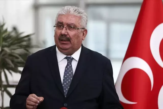 MHP'li Semih Yalçın 'Bahçeli'nin Beştepe'de ofisi var' iddialarını yalanladı MHP'li Semih Yalçın 'Bahçeli'nin Beştepe'de ofisi var' iddialarını yalanladı