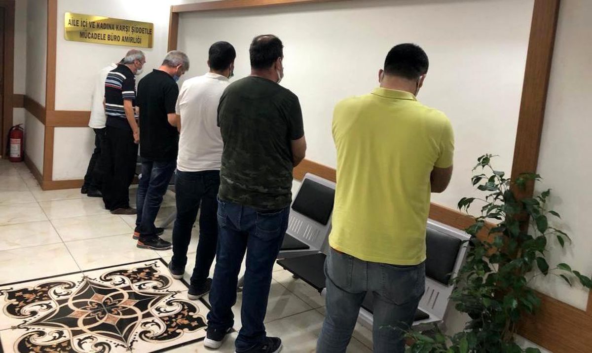 Osmaniye'de kahvehanede kumar oynayan 7 kişiye 31 bin lira ceza