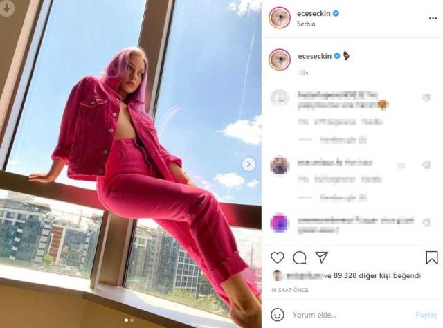 Şarkıcı Ece Seçkin, Instagram'dan peş peşe iç çamaşırsız pozlarını paylaştı