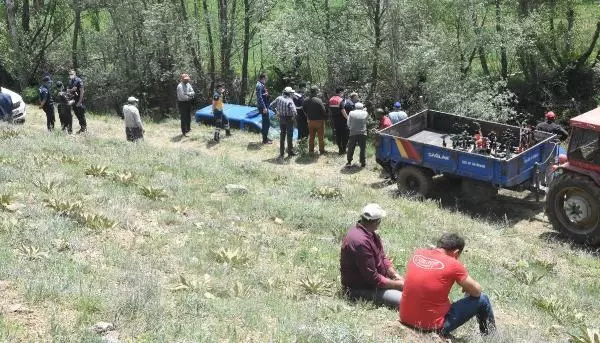 Son dakika! SİVAS'TA ARAZİ SULAMA TARTIŞMASINDA BABA İLE OĞLU ÖLDÜRÜLDÜ
