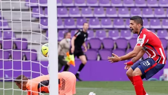 Suarez attı şampiyonluk geldi! Barcelona ve Real Madrid'in olduğu İspanya Ligi'ni Atletico Madrid birinci bitirdi Suarez attı şampiyonluk geldi! Barcelona ve Real Madrid'in olduğu İspanya Ligi'ni Atletico Madrid birinci bitirdi