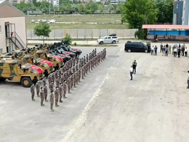 Tunceli'den PÖH'ler dualarla Suriye'ye uğurlandı