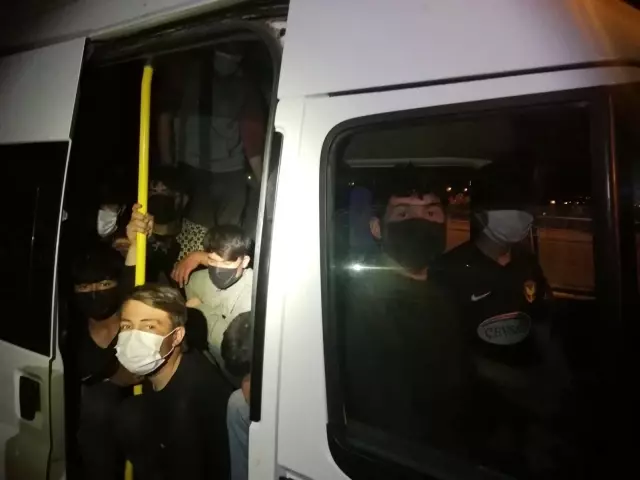 74 mültecinin ölüm yolculuğu Osmaniye'de son buldu 74 mültecinin ölüm yolculuğu Osmaniye'de son buldu