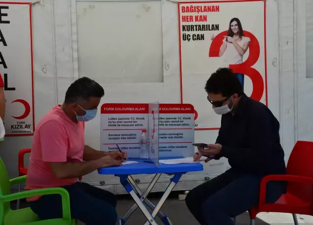 Manavgat Konyalılar Derneği üyeleri kan bağışında bulundu Manavgat Konyalılar Derneği üyeleri kan bağışında bulundu