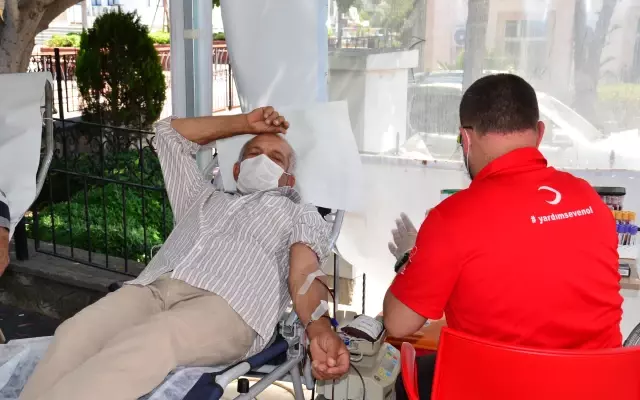 Manavgat Konyalılar Derneği üyeleri kan bağışında bulundu Manavgat Konyalılar Derneği üyeleri kan bağışında bulundu