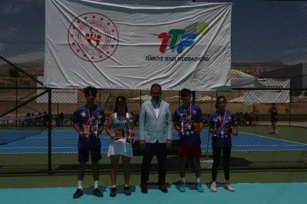Cudi Cup Tenis Turnuvası - Protokol konuşmaları Cudi Cup Tenis Turnuvası - Protokol konuşmaları