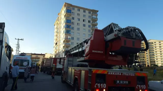 Başkentte 11 katlı binanın 5. katında korkutan yangın Başkentte 11 katlı binanın 5. katında korkutan yangın