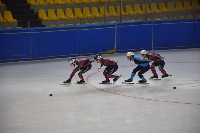 buz pateninde short track turkiye sampiyonasi 5 14150809 o