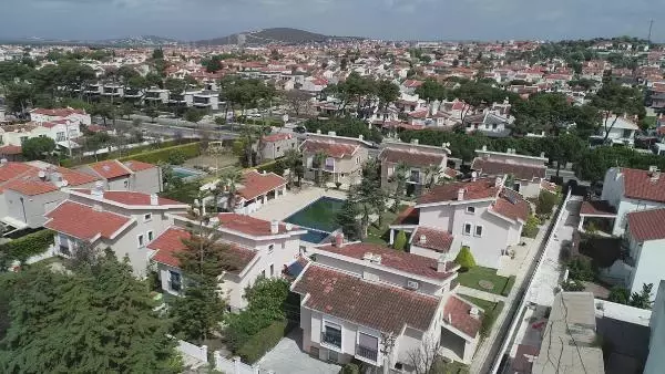 ÇEŞME'DE KONUT VE ARSA FİYATLARI 2,5 KATI ARTTI