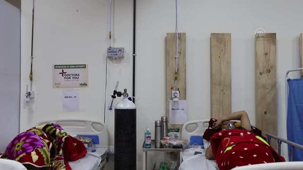 Hindistan'da kriket sahaları COVID-19 bakım merkezlerine dönüştürülüyor