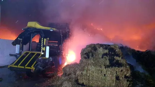 Son dakika... İtfaiye Daire Başkan Adanır'dan çiftçilere uyarı; 'Samanları yaş iken depolamayın'