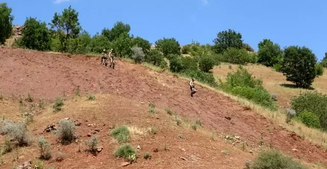 Kayıp genç 300 kişilik ekiple aranıyor