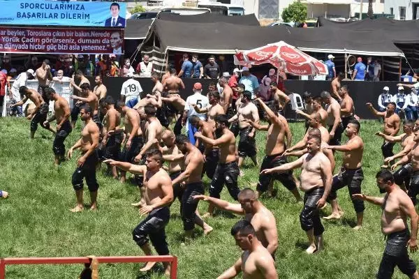 SPOR Kumluca Yağlı Pehlivan Güreşleri'nde Orhan Okulu başpehlivan oldu SPOR Kumluca Yağlı Pehlivan Güreşleri'nde Orhan Okulu başpehlivan oldu