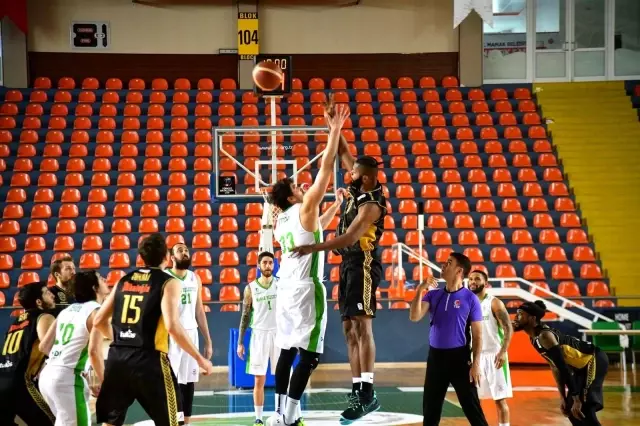 Mamak Belediyesi Basketbol Takımı yarı finalde Mamak Belediyesi Basketbol Takımı yarı finalde