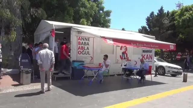 Manavgat Konyalılar Derneği üyeleri kan bağışında bulundu Manavgat Konyalılar Derneği üyeleri kan bağışında bulundu