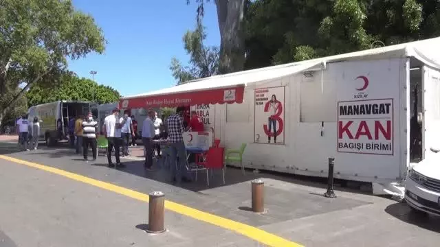 Manavgat Konyalılar Derneği üyeleri kan bağışında bulundu Manavgat Konyalılar Derneği üyeleri kan bağışında bulundu