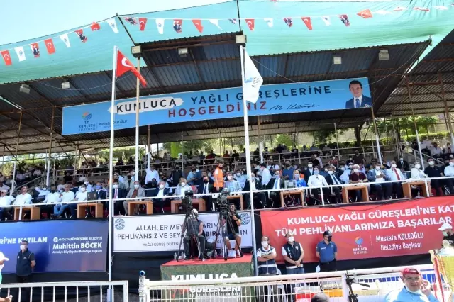 Sezonun ilk yağlı güreşinde altın kemer Orhan Okulu'nun Sezonun ilk yağlı güreşinde altın kemer Orhan Okulu'nun