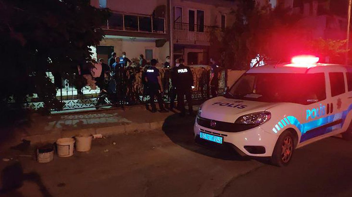 Silahla oynayan 15 yaşındaki çocuk, annesini vurdu