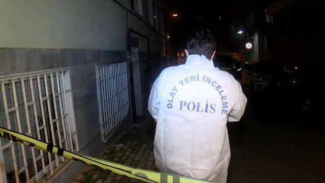 Boşanma aşamasındaki eşine otomobilde pusu kurdu! Görür görmez kurşun yağdırdı