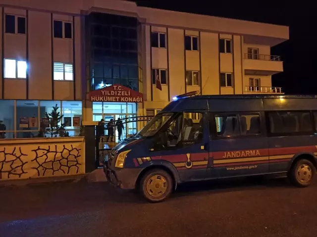 Son dakika haberleri: Su tartışmasında baba ve oğlunu öldüren zanlılar tutuklandı Son dakika haberleri: Su tartışmasında baba ve oğlunu öldüren zanlılar tutuklandı