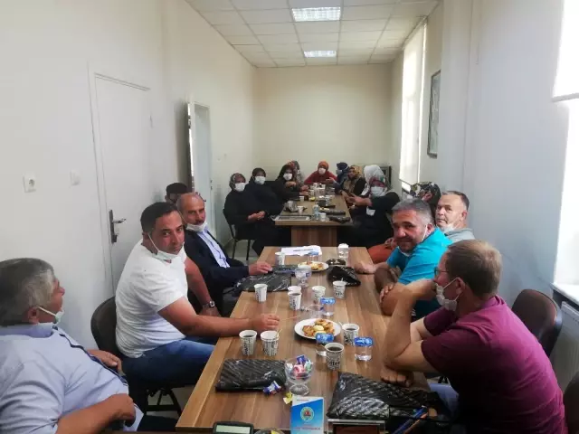 Tarım işçilerinin günlük yevmiyesi 70 TL olarak belirlendi Tarım işçilerinin günlük yevmiyesi 70 TL olarak belirlendi