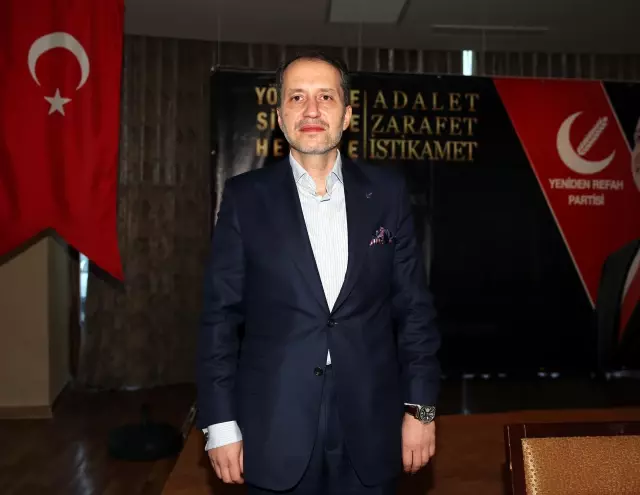 Yeniden Refah Partisi Genel Başkanı Erbakan, partisinin Milli Siyaset Akademisi programına katıldı