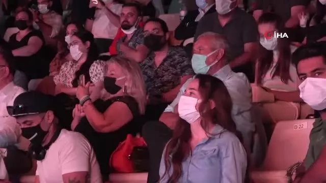 22. Adana Tiyatro Festivali başladı 22. Adana Tiyatro Festivali başladı
