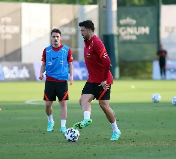A Milli Futbol Takımı, EURO 2020 hazırlıklarını sürdürdü A Milli Futbol Takımı, EURO 2020 hazırlıklarını sürdürdü