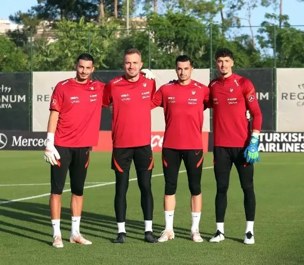 A Milli Futbol Takımı, EURO 2020 hazırlıklarını sürdürdü A Milli Futbol Takımı, EURO 2020 hazırlıklarını sürdürdü