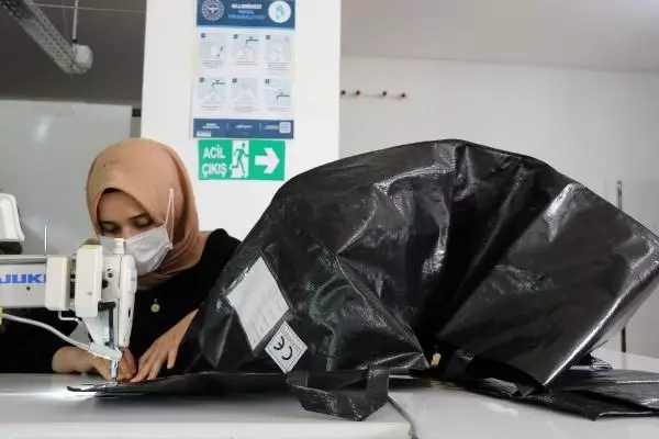ABD'ye, 1,5 milyon ceset torbası ihraç etti