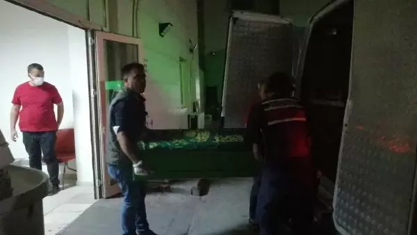 ADANA'DA 2 KADIN VURULARAK ÖLDÜRÜLDÜ ADANA'DA 2 KADIN VURULARAK ÖLDÜRÜLDÜ