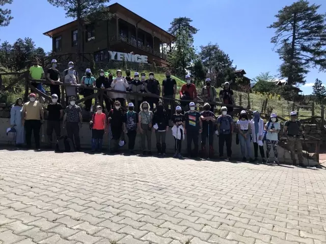 AFAD gönüllülerine sahada farkındalık eğitimi verildi