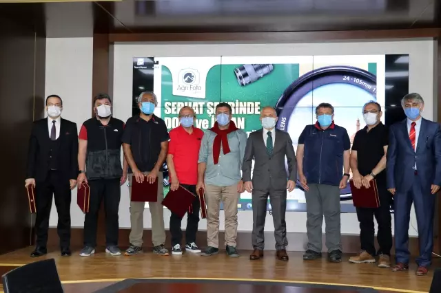 Ağrı'da '2. Ulusal Foto Safari Yarışması'nda dereceye girenlere ödülleri verildi Ağrı'da '2. Ulusal Foto Safari Yarışması'nda dereceye girenlere ödülleri verildi