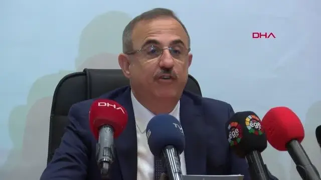 AK PARTİLİ SÜREKLİ İZMİR BÜYÜKŞEHİR BELEDİYESİ'NİN 2 YILINI DEĞERLENDİRDİ