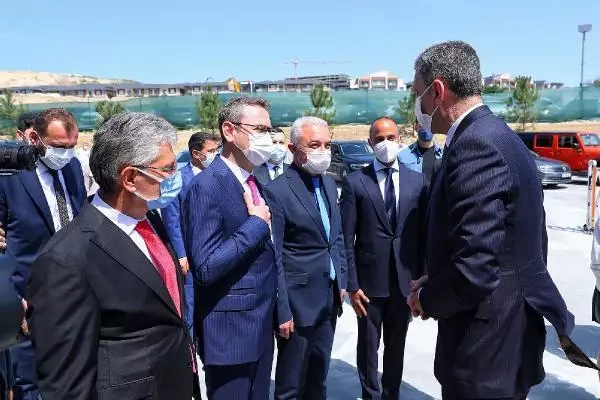 Bahçeşehir Demiröz Eğitim ve Yaşam Vadisi törenle açıldı