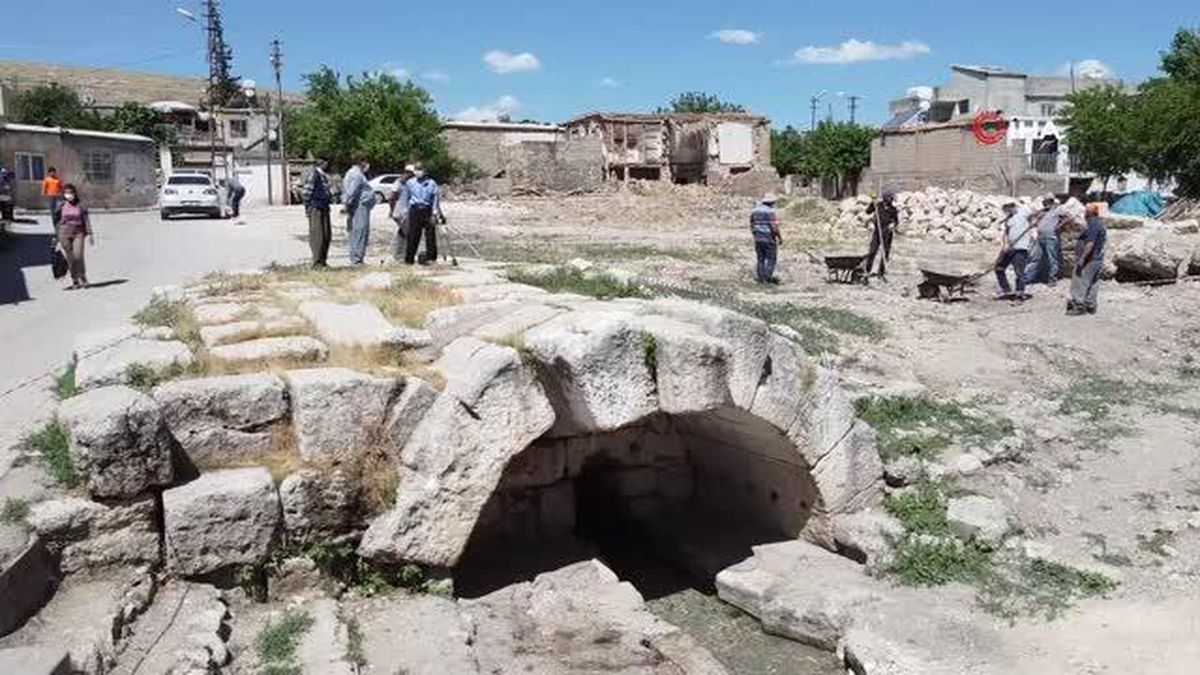 Dört katlı Demirkale Mağarası turizme kazandırılmayı bekliyor