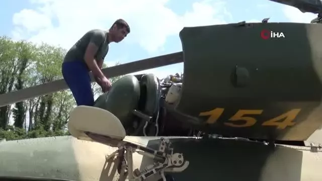 Giresun'a zorunlu iniş yapan askeri helikopter arızası giderilerek havalandı Giresun'a zorunlu iniş yapan askeri helikopter arızası giderilerek havalandı