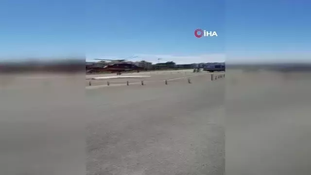 Hava ambulansı anjiyo olması gereken yaşlı adam için havalandı Hava ambulansı anjiyo olması gereken yaşlı adam için havalandı