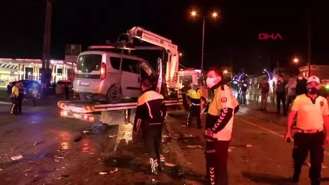 KOCAELİ ALKOLLÜ SÜRÜCÜ POLİS KONTROL NOKTASINA DALDI: 1'İ POLİS 3 YARALI KOCAELİ ALKOLLÜ SÜRÜCÜ POLİS KONTROL NOKTASINA DALDI: 1'İ POLİS 3 YARALI