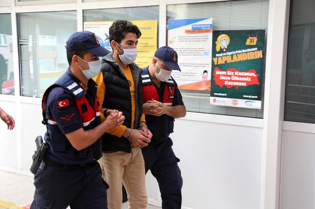 pkk provokatorlerine operasyon 2 gozalti 2 14151719 o