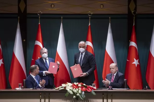 Polonya Cumhurbaşkanı Duda, Cumhurbaşkanı Erdoğan'la ortak basın toplantısında konuştu (1) Açıklaması