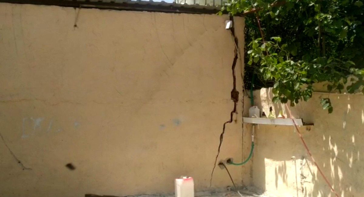 Ümraniye'de apartman garajında göçük: 2 bina boşaltıldı