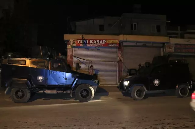 Adana'da silahlı saldırı: 1 ölü, 1 yaralı Adana'da silahlı saldırı: 1 ölü, 1 yaralı
